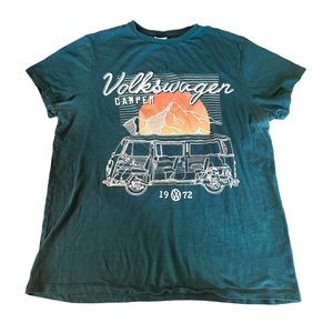 VOLKSWAGEN Women’s Adult XL Short Sleeve 1972 CAMPER Crew Neck T Shirt